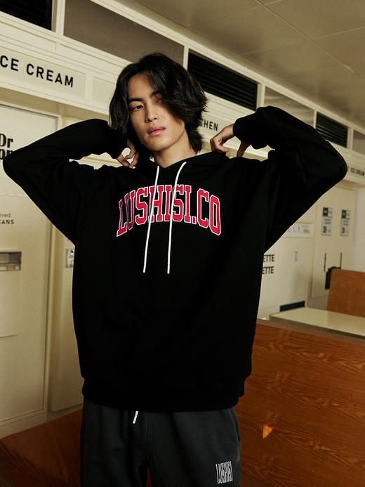 LUSHISI基础款字母logo美式宽松廓形潮流连帽卫衣[努力无限公司] 商品图2