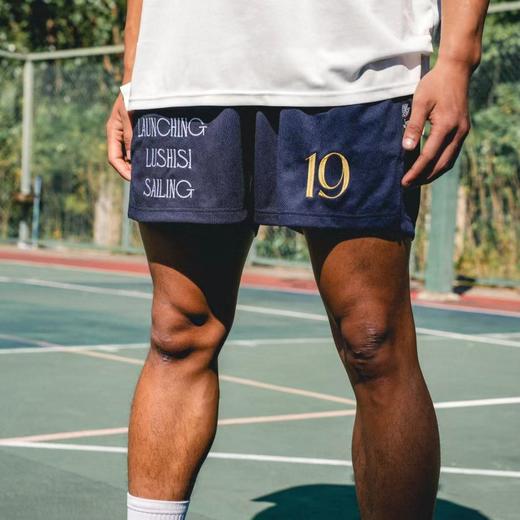 LUSHISI争冠主题篮球美式短裤夏季运动训练网眼速干四分复古球裤 商品图0