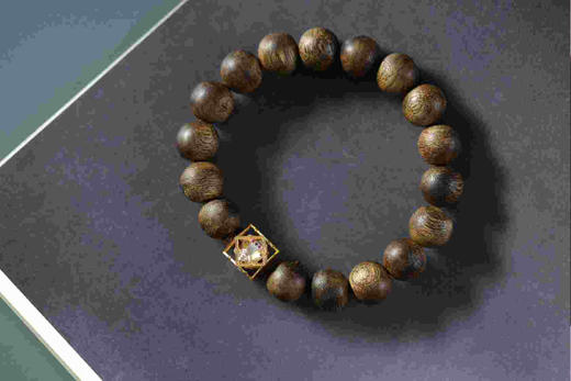 YLQN0039°绿棋楠+银镀古格塔手串1.2 商品图0