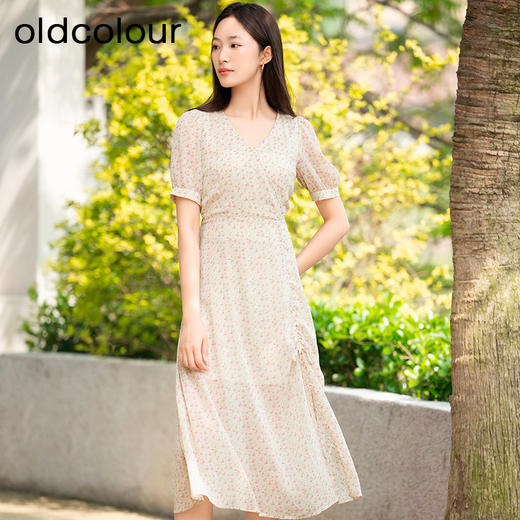 oldcolour夏季新款法式V领碎花浪漫收腰休闲连衣裙女GP21101727 商品图0
