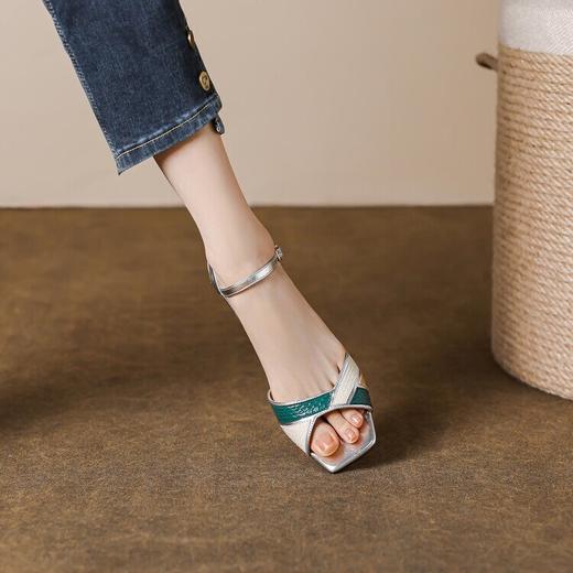 【预售5天】优雅气质方头粗跟高跟鞋，露趾中空搭扣拼色凉鞋MBJR&599 商品图2
