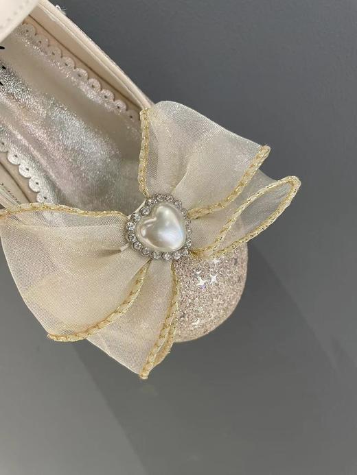 8楼沙驰童鞋   礼服水晶演出皮鞋  吊牌价：638  活动价：299 商品图2