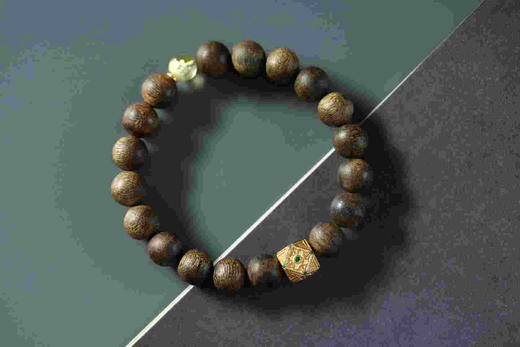 YLQN0014°绿棋楠+银镀锆石棱形珠手串1.0 商品图0