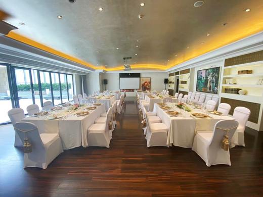 静安区五星级酒店里的露台餐饮 商品图1