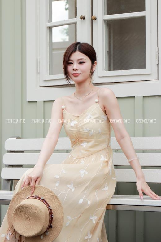 【门店同款】ENJOY夏季浪漫-C法式刺绣V领吊带裙 157542932 商品图6