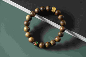 YLQN0013°绿棋楠+银镀六字真言桶珠手串1.0