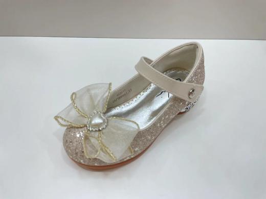 8楼沙驰童鞋   礼服水晶演出皮鞋  吊牌价：638  活动价：299 商品图1