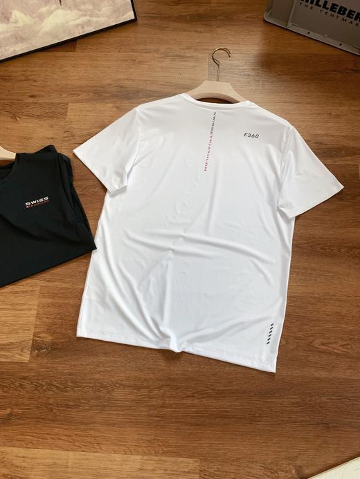 点此购买 迪桑特夏季男子训练速干圆领短袖T恤 TUO  286853 商品图2