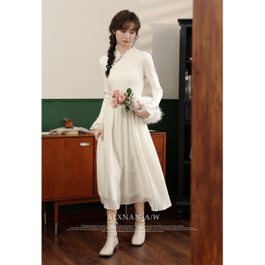 鹿向南《国风情书》初春新中式连衣裙2024女流行针织裙子LXN32998+LXN32998-1 商品图3