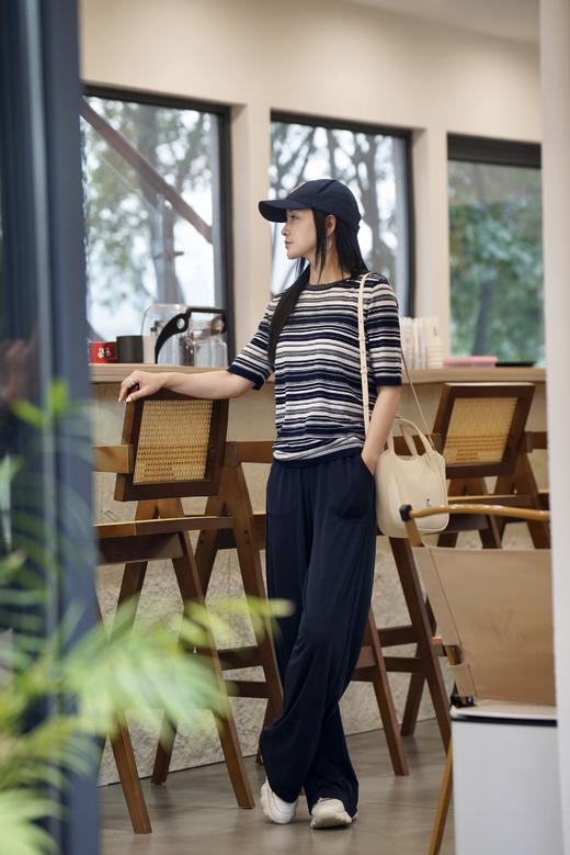 【S1】臣禾	律动条纹T恤	JZ242050375 商品图8