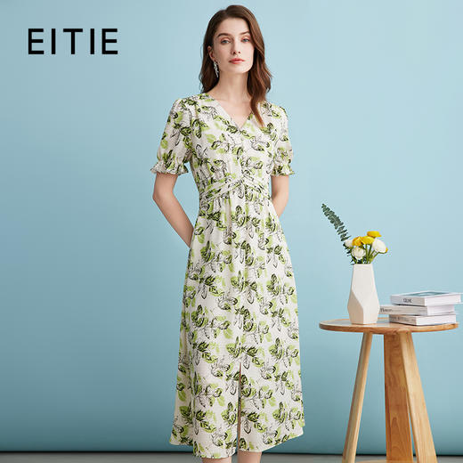 EITIE爱特爱夏季新款夏日清新绿色印花通勤时尚收腰V领连衣裙B2407364 商品图0