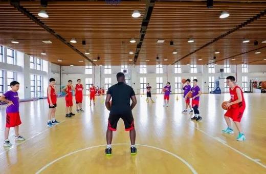 【十一营】5天纯外教英语篮球营五天,系统篮球训练+英语沉浸,听懂NBA解说不再难|6-15岁分龄 商品图0