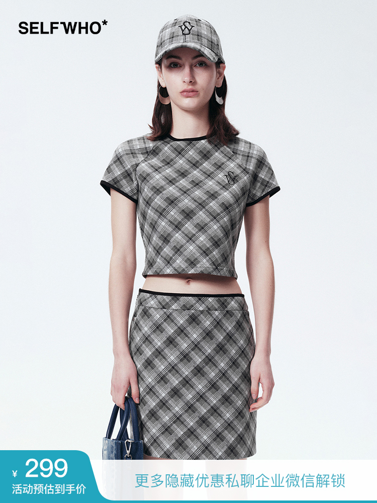 SELFWHO 黑色格子T恤女2024新款春学院风圆领百搭插肩设计感上衣