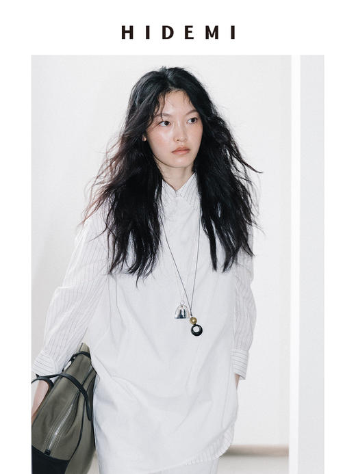 HIDEMI 度假系列极简纽结设计感不对称剪裁褶皱水洗棉背心上衣 白色/黑色 商品图6