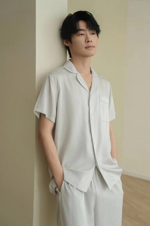 蔓秋2024春夏新款家居服 流星雨天丝提花短袖长裤套装 商品图6