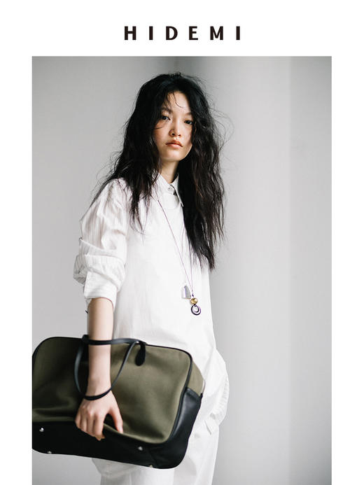 HIDEMI 度假系列极简纽结设计感不对称剪裁褶皱水洗棉背心上衣 白色/黑色 商品图5