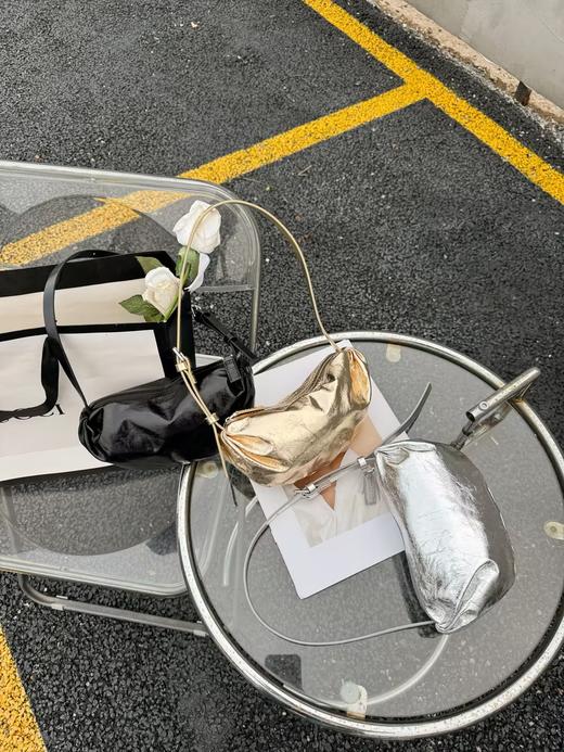 【门店同款】ENJOY夏季设计褶皱斜跨包 157506042 商品图0