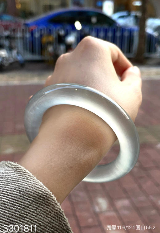 白月光玻璃种手镯【3301811】圈口55.2~具体价格微信咨询 商品图3