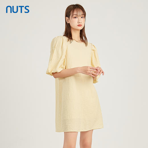 NUTS夏季新品纯色圆领时尚减龄气质短袖连衣裙221101060A 商品图2