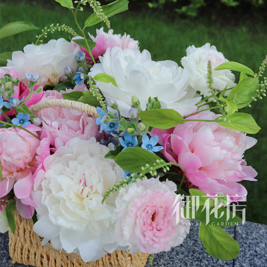 繁花似锦  • 鲜花花篮 商品图2