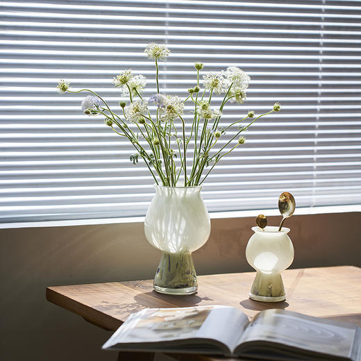 简约高级感迷你中古花瓶奶油风高脚花瓶家居软装商品插花器摆件 商品图0