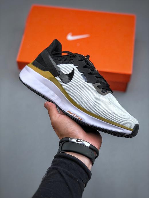 Nike Air Zoom Structure 登月25网透面气 训跑练步鞋 商品图1