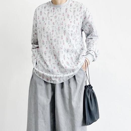 HARVESTY 灰底碎花圆领长袖上衣T恤 商品图10