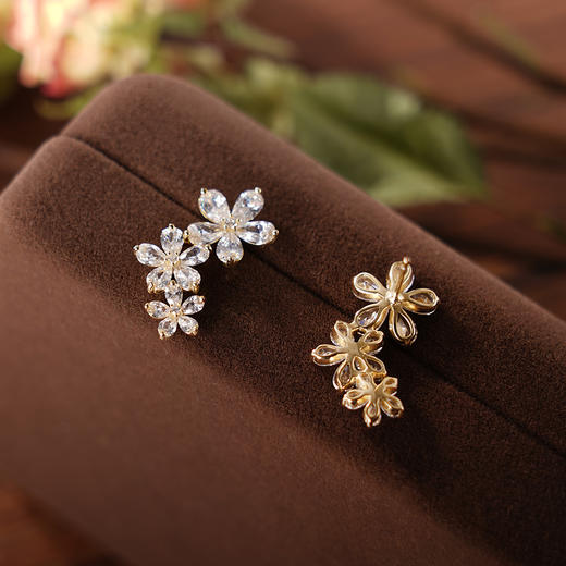 子佩集S925银【寻芳】耳钉【Z16633】纯银时尚锆石五瓣花镀金2404 商品图1