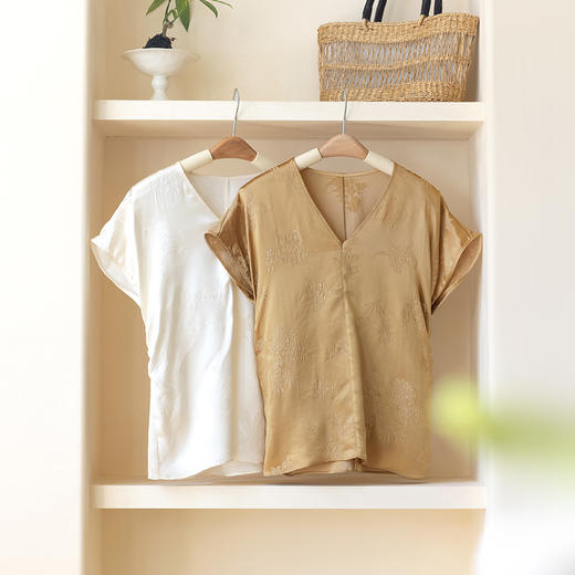 【福利清仓】100%桑蚕丝V领连肩袖收腰款上衣 商品图4