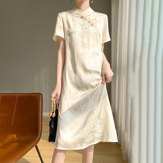新中式衣服，满满东方韵味，不挑身材，各种场合都能穿 商品图12