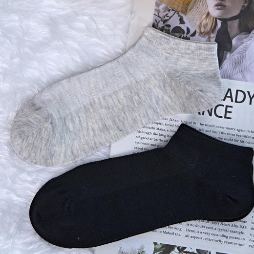 2024新款男士棉麻无骨精梳棉船袜【2411302】 商品图0