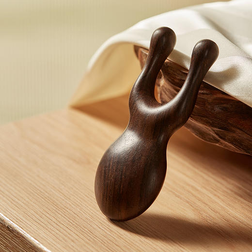 初心| 青蛙鼻刮眼部按摩梳 商品图6