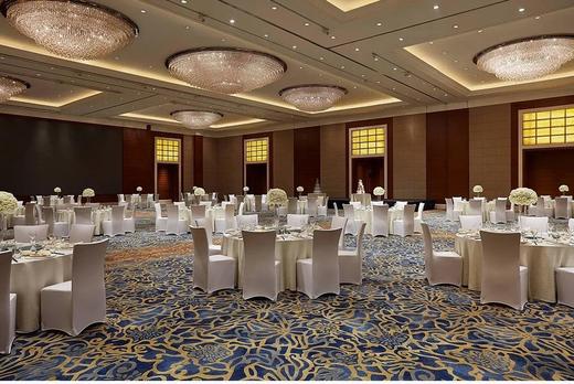 南京路步行街旁的星级酒店 商品图1