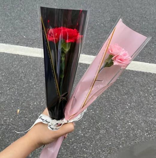 预订母亲节专款繁华mini蛋糕4英寸| 赠送康乃馨鲜花1支 商品图1