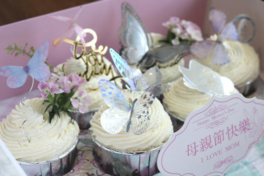 母亲节蝴蝶花束纸杯蛋糕礼盒 商品图1