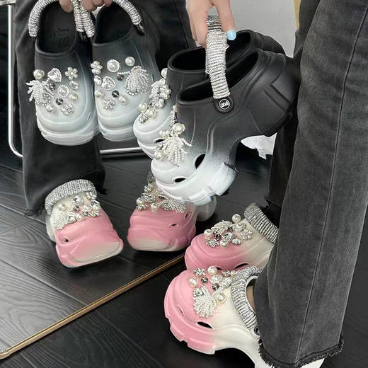 【特价39元】女士DIY渐变时尚简约洞洞鞋【WG24233】 商品图2