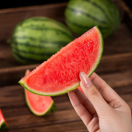 山东2K手撕小糖丸西瓜 当季新鲜水果 京东发货 商品图3