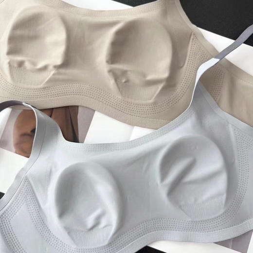 SUNJ8859 无痕超薄抹胸式文胸 商品图7