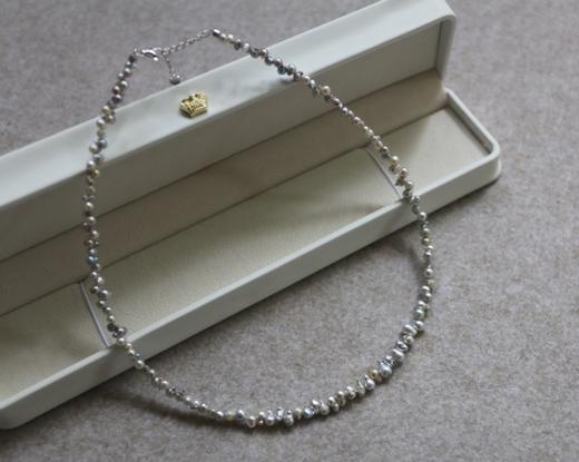 年少不知珍珠美 哈！天然海水 Akoya 3-4mm 横孔的小水滴 锁骨链 商品图0