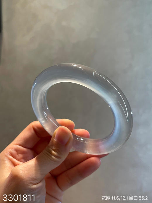 白月光玻璃种手镯【3301811】圈口55.2~具体价格微信咨询 商品图2