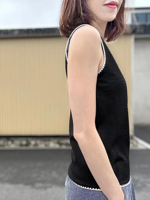 TYNVIE 勾边背心-黑色 商品图3