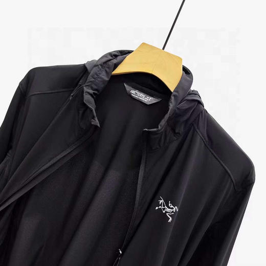 Arcteryx/始祖鸟 Nodin 轻薄藏帽皮肤风衣 拼接撞色 商品图6