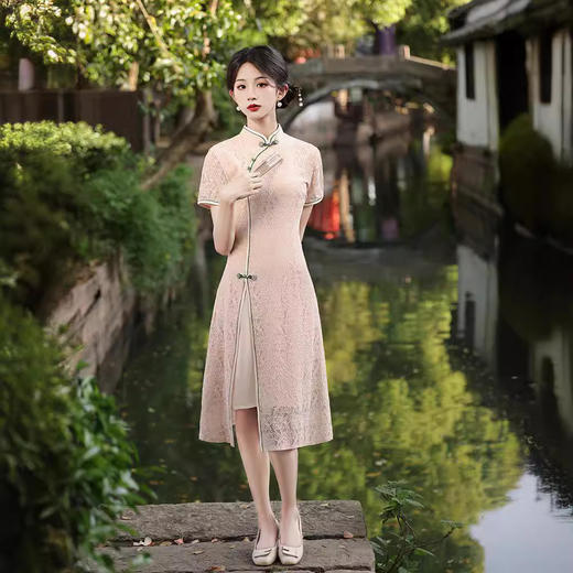 印花蕾丝改良奥黛旗袍GR5126 商品图1