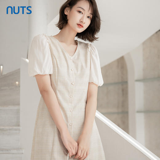 NUTS夏季新品V领时尚优雅气质短袖连衣裙221101207 商品图4