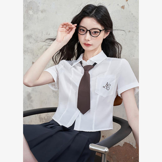 西遇简约学院风短袖衬衣女早春新款文艺通勤设计感纯色上衣白D0740562 商品图2