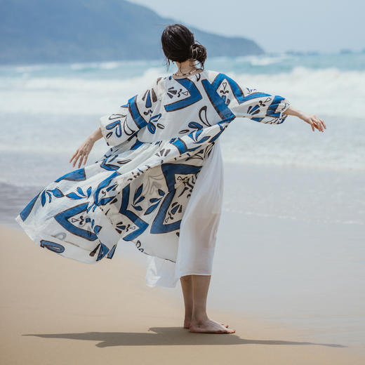 绽放旅行女装312朵/高支苎麻热带手绘印花棉麻度假连衣裙旅游穿搭 商品图3