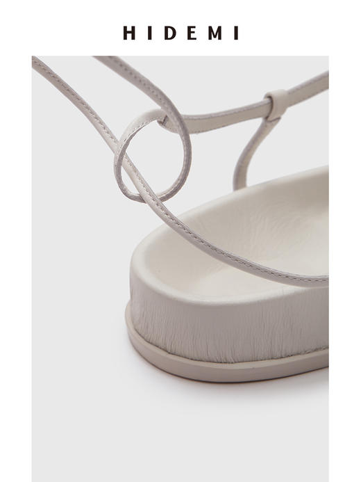 HIDEMI 极简夹脚人字绑带式厚底白色凉鞋 商品图6