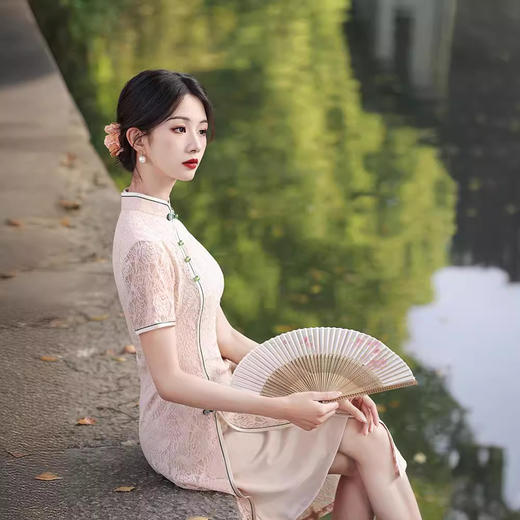 印花蕾丝改良奥黛旗袍GR5126 商品图3