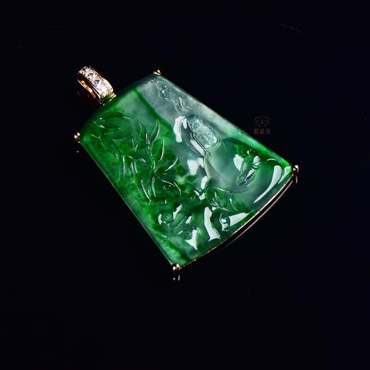 【观自在】飘绿翡翠观音坠-GZ12401001 商品图1