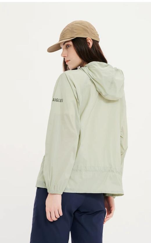 AIGLE艾高2024年春夏新款UPF40+防紫外线WR防泼水防晒衣轻量夹克女 商品图4